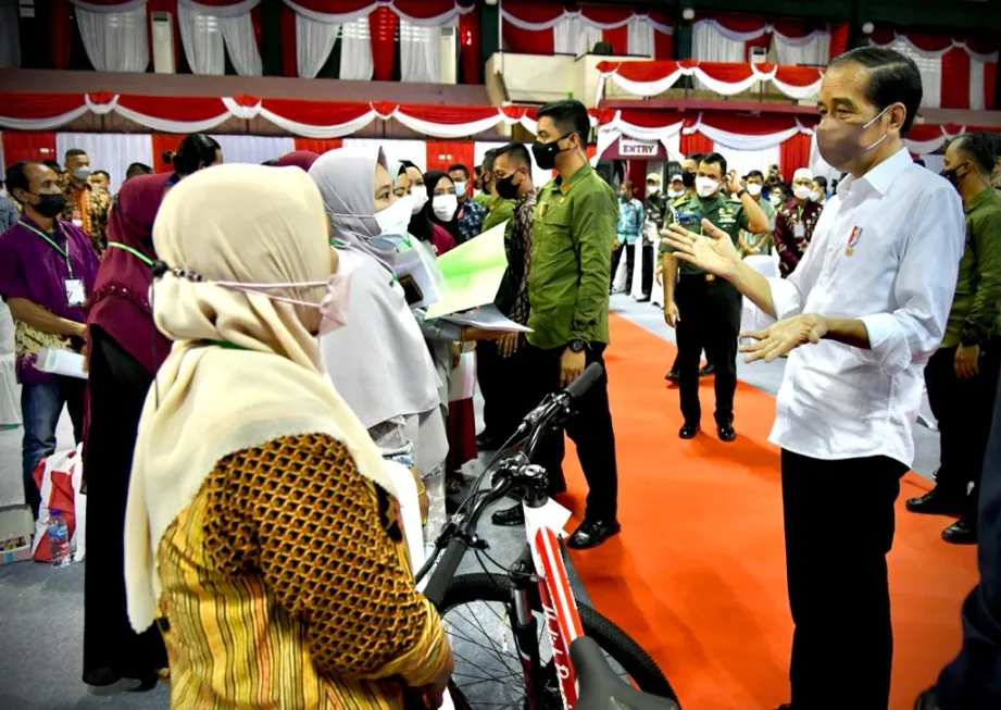 Jawab Pertanyaan, Warga Tarakan Dapat Sepeda dari Presiden