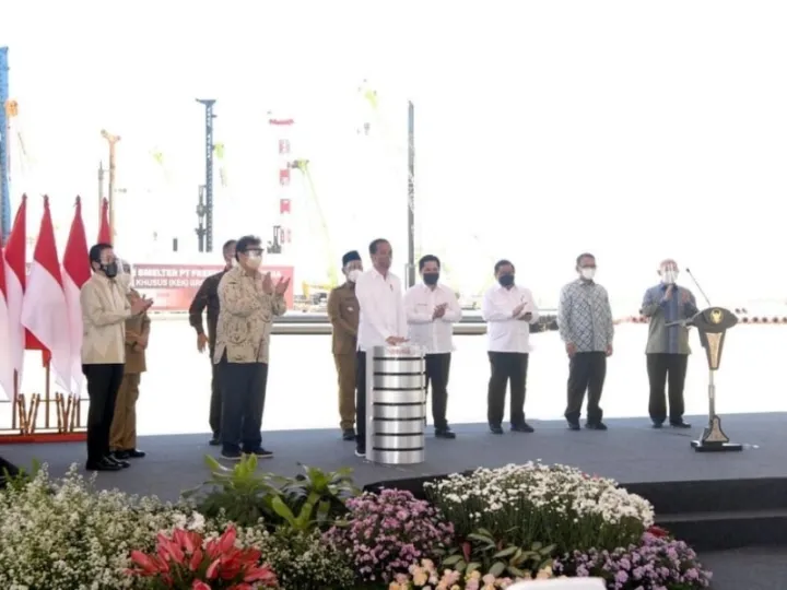 Perkuat Hilirisasi, Presiden Resmikan Pembangunan Smelter Terbesar di Dunia
